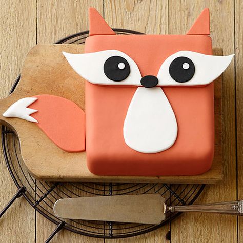 Fox Cake, Fox Birthday, Wilton Cake Decorating, Animal Cakes, Wilton Cakes, Mug Cakes, Birthday Cake Kids, Smash Cake, Creative Cakes