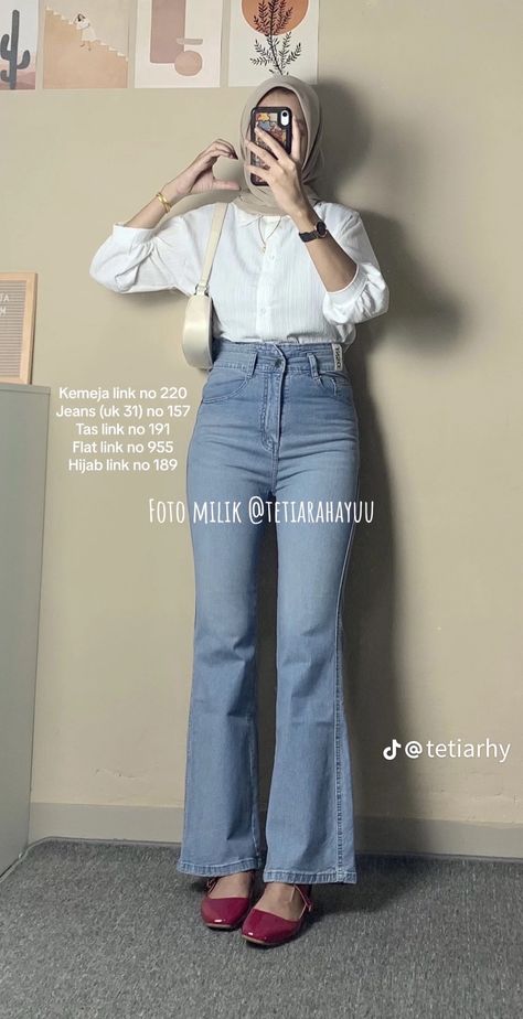 Outfit Kulot Jeans, Ootd Hijab Casual Jeans, Outfit Kulot, Outfit Hijab Casual Rok, Jeans Outfit Hijab, Mix And Match Outfits Hijab, Ootd Korean Style, Ootd Hijab Style, Outfit Hijab Casual