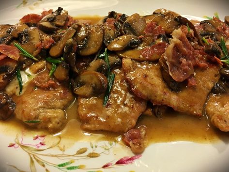 Veal Vermouth Scallopine Scallopini Recipes, Veal Scallopini Recipes, Salt And Pepper Recipes, Veal Marsala, Veal Recipes, Main Course Dishes, Vacation Meals, Italian Pasta Recipes, I Am Pretty