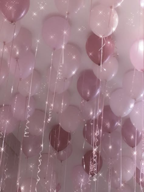 Pink Birthday Sleepover Ideas, Light Pink Birthday Theme, Summer Sweet 16 Dresses, Pink And White Sweet 16, Light Pink Sweet 16, Pretty In Pink Sweet 16, Silver And Pink Birthday, Pink And White Birthday Decor, Sweet 16 Simple