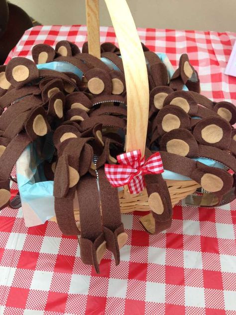 Bear 1st Birthday Party Girl, Picnic Birthday Party Ideas, Bear Tea Party, Teddy Bear Picnic Birthday Party, Teddy Bear Birthday Party, Teddy Bears Picnic, Picnic Birthday Party, Teddy Bear Party, Bear Picnic