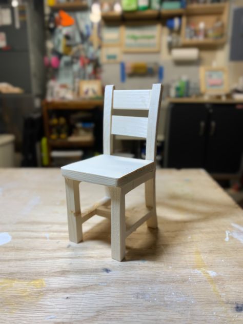 Simple structure but durable wood chair. Wooden Barbie Doll Furniture Diy, Barbie Bed, Homemade Dollhouse, Kid Friendly Furniture, Chair Diy, Dollhouse Chair, Lol Omg, Doll Furniture Diy, Barbie Dolls Diy