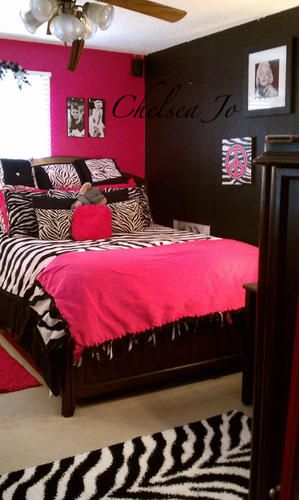 Pink / Zebra Bedroom Zebra Print Rooms, Zebra Bedroom Decor, Zebra Room Decor, Zebra Print Bedroom, Zebra Print Bedding, Zebra Bedding, Zebra Bedroom, 2000s Room, Zebra Room