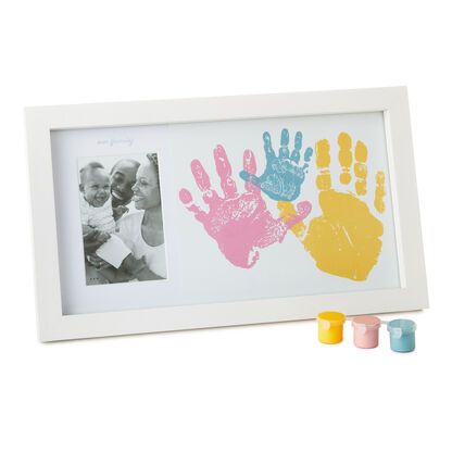 Family Hand Print Art Diy, Family Handprints On Canvas, Handprint Gifts For Grandparents, Family Hand Print Art, Baby Hand Prints, Family Handprint Art, Family Handprints, Family Handprint, Baby Handprint Crafts