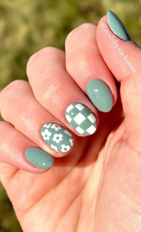 sage green nails, mismatch spring nails, spring nail art, spring nails, nail art, nail trends, nail art inspiration, nail ideas, flower nails, floral nails, floral spring nails Modest Nail Ideas, Checkered And Floral Nails, Sage Checkered Nails, Nail Art Designs Round Shape, Flower And Checkered Nails, Checkered Flower Nails, Simple Teacher Nails, Checker Board Nails Design, Nail Ideas Checkered