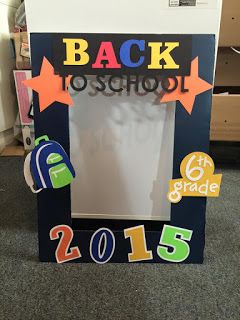 Kricut Kreations: Back to School Photo Frame Prop Back To School Photo Frame, School Photo Frames, School Picture Frames, First Day Of School Pictures, Welcome To School, Photos Frame, Photo Frame Prop, School Frame, First Day School