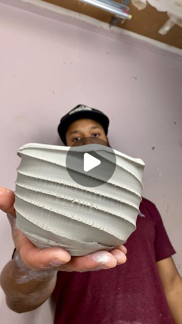 Dwayne Nii-Teiko Sackey 🇬🇭🇺🇸 on Instagram: "I’ll be demonstrating the faceted tea bowl process at the convention center this Sunday April 21st at 2pm come say hi 👋🏾  . . . . . . . . . @ceramicshowcase  @oregonpotters #chawan #teabowl #throwingpottery #asmr #asmrpottery #wheelthrownpottery #tea #demo #potterydemo #processmovie #clay #ceramics #pottery #porcelain #mudtools" Chawan Tea Bowl, Clay Hacks, How To Make Ceramic, Ceramics Ideas, Wheel Thrown Pottery, Tea Bowl, Thrown Pottery, Ceramics Ideas Pottery, Ceramics Pottery