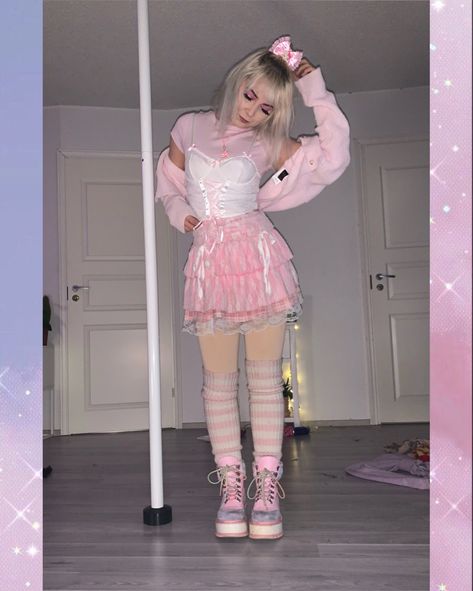 #pastelgoth #pink #fashion #love #alternative #hellokitty #sanrio #sweet #cuteoutfit #outfitideas #style #kawaii #princess #bows #legwarmers Kawaii Princess, Style Kawaii, Alternative Outfits, Kawaii Girl, Art References, Pastel Goth, Pink Fashion, Leg Warmers, Art Reference