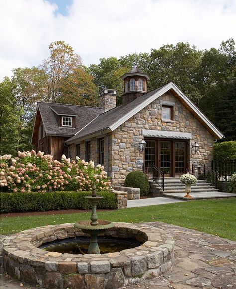 Designed by Mark P. Finlay Architects, the concept of this stone and wood barn was to create a retreat for the owner of this Ridgefield, Connecticut property. #landscape #barn Stone And Wood, Wood Barn, Casa Vintage, Stone Houses, Stone House, Rustic Barn, Cottage Homes, Architect Design, Barn House