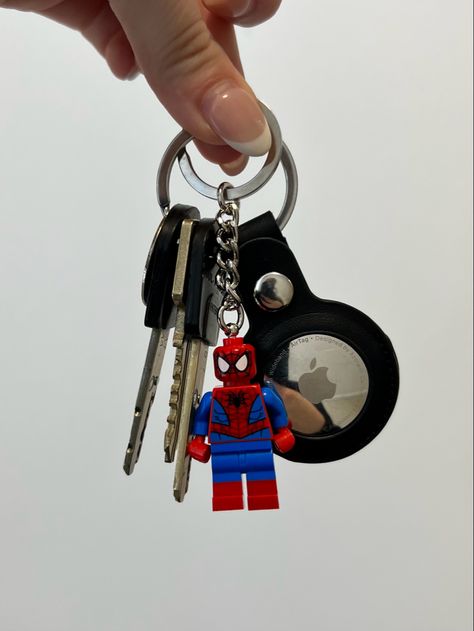 Key Chain Men, Men’s Car Accessories, Spider Man Car Accessories, Keychain Aesthetic Men, Lego Keychain Aesthetic, Cool Keychains For Guys, Men’s Keychain, Lego Cars Aesthetic, Spider Man Keychain