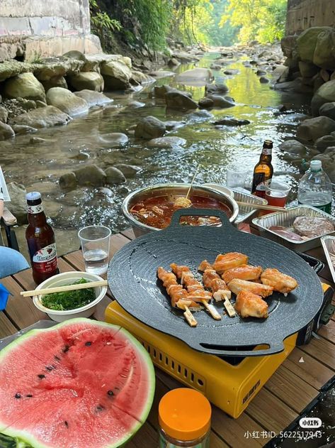 Korean Camping, Simple Camping Meals, Japanese Camping, Camping Lunch Ideas, Camping Dinner Ideas, Meals For The Family, Pick Nick, Campfire Snacks, Makanan Cepat Saji