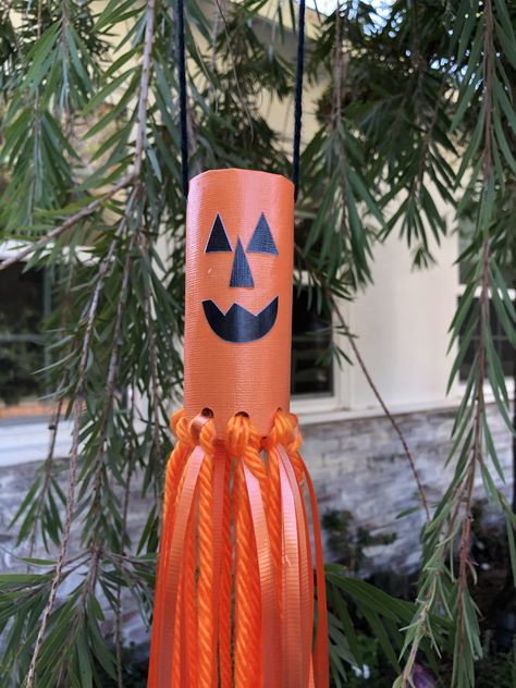 Boo! It’s that time of the year and we have the perfect weekend kids craft. Cathie and Steve are making a fun recycled kids craft that kids will love creating . The Halloween Windsocks are made with recycled paper tubes and Mod Podge. You can hang them in your trees or use them to decorate around your house. Fall Wind Sock Craft, Halloween Wind Sock Craft, Wind Socks For Kids Crafts, Halloween Windsock, Windsock Craft, October Classroom, Room Parent, Recycled Crafts Kids, Make Halloween