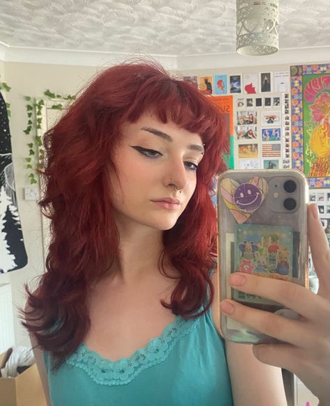 Shaggy Hair With Micro Bangs, Patricia Core, Red Hair Wavy, Bangs Red Hair, Dyeing My Hair, Micro Bangs, Punk Fairy, Shaggy Layers, Shaggy Hair