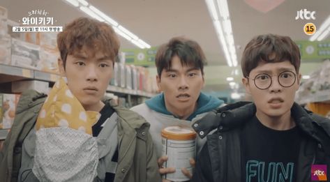 Laughter in Waikiki 2nd teaser leaves us giggling in delight. | Dramas with a Side of Kimchi Waikiki Kdrama, Lee Yi Kyung, Welcome To Waikiki, Dramas To Watch, Kim Jung Hyun, Nama Korea, Watch Korean Drama, Free Characters, Weightlifting Fairy