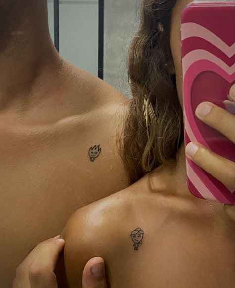 Hidden Women Tattoos, Cute Small Tattoos For Couples, Match Tattoos Couples, Minimalist Tattoo Ear, Minimalist Tattoo For Couples, Matching Tattoos Behind Ear, Matching Tattoo For Couples, Minimalist Matching Tattoos Couple, Tattoo In Thigh