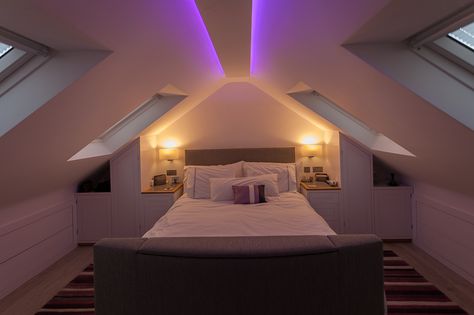 Attic Room Ideas, Loft Conversion Bedroom, Attic Lighting, Attic Bedroom Designs, Attic Loft, Attic Conversion, Attic Bathroom, Small Loft, Attic Bedrooms