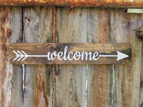 Welcome Sign Arrow Welcome Sign Rustic Wooden by BearlyInMontana Wooden Arrow Sign, Wal Art, Wooden Arrows, Design Blogs, Rustic Cabin Decor, Pallet Crafts, An Arrow, Nail Holes, Pallet Art