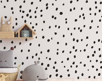 Metallic Gold Wall Decals Polka Dot Wall Sticker Decor - Etsy.de Diy Wall Decorations, Gold Wall Decals, Wallpaper Cream, Polka Dot Wallpaper, Toddler Bedroom Ideas, Wall Stickers Nursery, Dot Wallpaper, Wall Decals Nursery, Polka Dot Walls