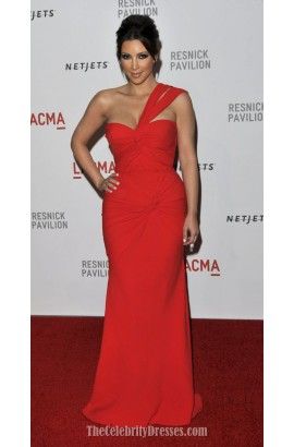 Kim Kardashian Red Dress, Estilo Kim Kardashian, Celebrity Prom Dresses, Estilo Kardashian, Kim Kardashian Dresses, Celebrity Inspired Dresses, Style Carpet, Red Evening Dress, Dresses Style