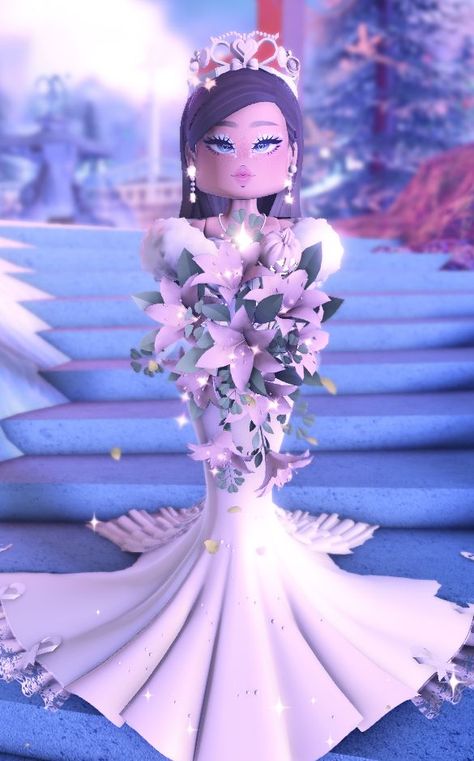 Make A Wedding Dress, 1970 Outfits, Royal High Outfits Ideas Cheap, Making A Wedding Dress, High Clothes, High Hair, Royal Clothing, Aesthetic Roblox Royale High Outfits, Isometric Art