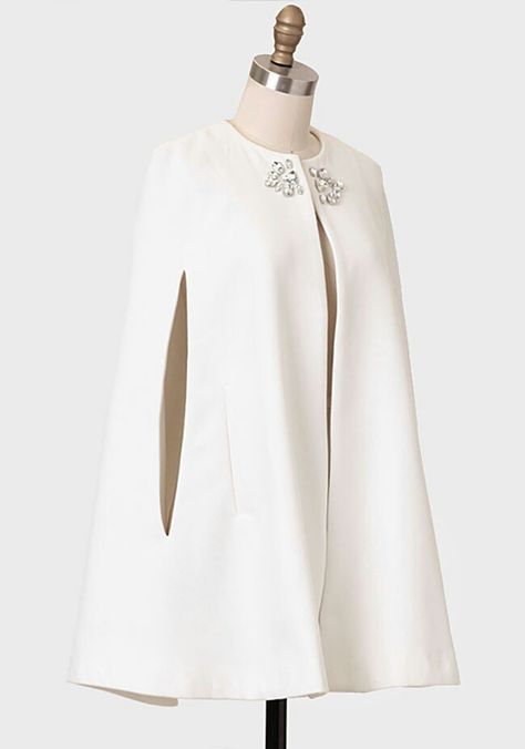 I am in love with this cape from shopruche.com!!! The only problem is that its $138.99 but there are on 5 left and they just came in today!!! Cape Outfit, Cape Fashion, Modesty Fashion, Classy Dress Outfits, فستان سهرة, Modest Fashion Outfits, Abayas Fashion, Dress Sewing Patterns, Mode Inspiration