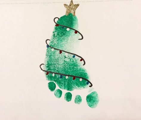 Christmas Crafts For Kids Footprint, Baby Foot And Hand Print Christmas, Toddler Hand And Footprint Art Christmas, Baby Paint Christmas Craft, Baby Foot Ornament Diy, Christmas Art Baby, Christmas Handprint And Footprint Crafts, Infant Christmas Gifts Daycare, Baby Painting Ideas Christmas