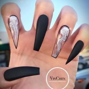 Coffin And Stiletto Nails Mixed, Bold Nail Designs, 13 Nails, Coffin Ombre, Nails Acrylic Coffin, Coffin Nails Ombre, Holloween Nails, Black Coffin Nails, Spring Nail Trends