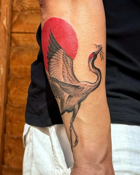 Red Crowned Crane Tattoo, Red Sun Tattoo, Sg Tattoo, Cardinal Tattoo, Olive Branch Tattoo, Red Crowned Crane, Crane Tattoo, Crowned Crane, London Tattoo