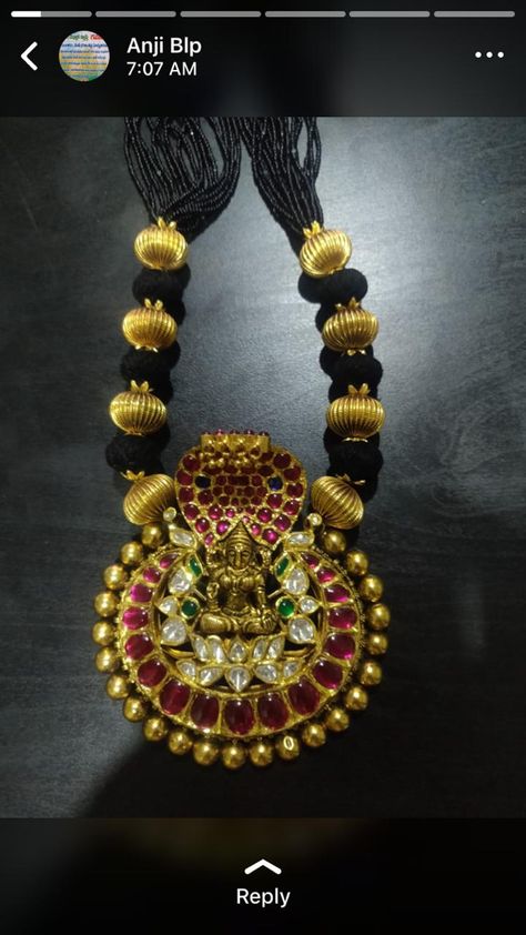 Nagaram Pendant, Pendent Designs, Mangal Sutra, Mangalsutra Chain, Pendant Designs, Gold Pendent, Antique Necklaces Design, Gold Jewelry Outfits, Black Beads Mangalsutra Design