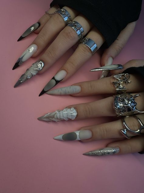 Cigarettesaftersex Nails, Hype Nails, Aesthetic Edgy, Sharp Nails, Retro Nails, Super Cute Nails, Gothic Nails, Model Nails, Edgy Nails