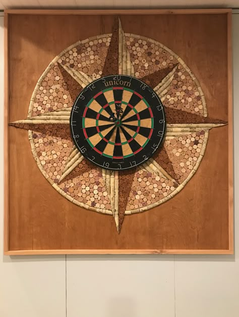 Cork Dartboard, Dart Board Wall, Game Room Ideas, Small Deck Decorating, Home Cleaning Tips, Wine Cork Diy Crafts, Wine Cork Projects, Cork Crafts Diy, Wine Cork Diy