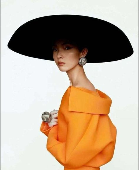 Hat Editorial, Xiao Wen Ju, Philip Treacy Hats, 1950s Fashion Dresses, Philip Treacy, Fashion Portrait, 1950s Fashion, Hat Making, Fashion Photographer