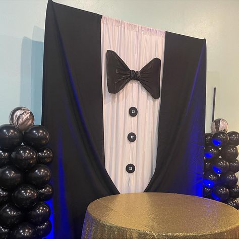 Tuxedo Backdrop Diy, Simple Birthday Decorations For Men, Tuxedo Backdrop, Black And Silver Decorations, James Bond Theme Party, James Bond Party, James Bond Theme, Birthday Decorations For Men, Greenery Wedding Decor