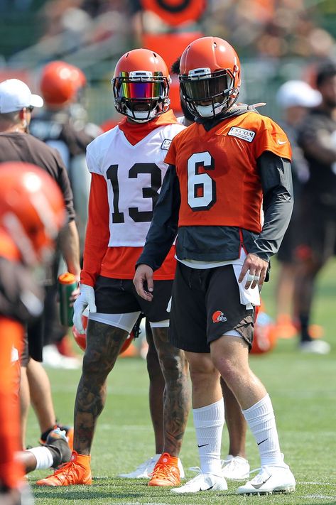 Cleveland Browns first day of training camp 2019: Winners and losers - cleveland.com Cleveland Browns Wallpaper, False Hope, Cleveland Browns Football, Browns Football, Pittsburgh Steelers Football, Browns Fans, Winners And Losers, Notre Dame Football, Odell Beckham Jr