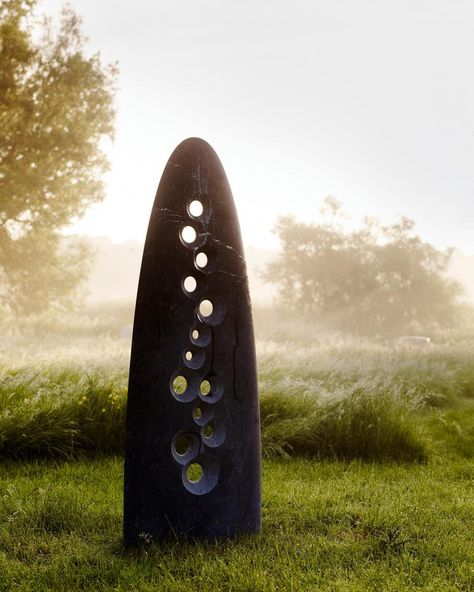 Barbara Hepworth, Sculpture Exhibition, Japanese Garden Design, Crystal Garden, Magic Garden, Standing Stone, Luxury Garden, Sculpture Ideas, Sculpture Garden