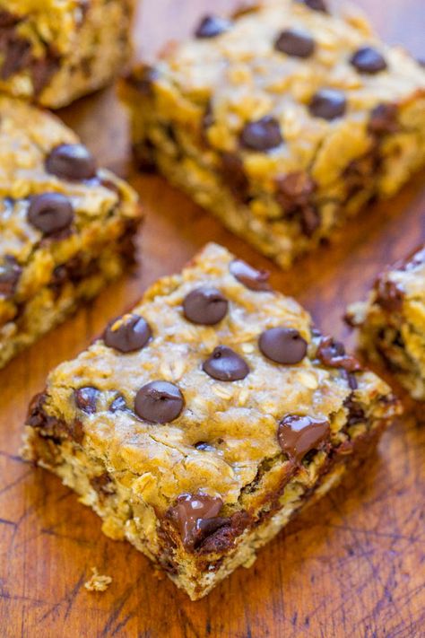 Banana Oatmeal Chocolate Chip Bars Recipe - Averie Cooks Oatmeal Chocolate Chip Bars Recipe, Chocolate Chip Oatmeal Bars, Banana Oatmeal Chocolate Chip Cookies, Banana Oatmeal Chocolate Chip, Oatmeal Chocolate Chip Cookie Bars, Oatmeal Chocolate Chip Cookie, Fast Easy Desserts, Oatmeal Chocolate Chip Bars, Banana Bars