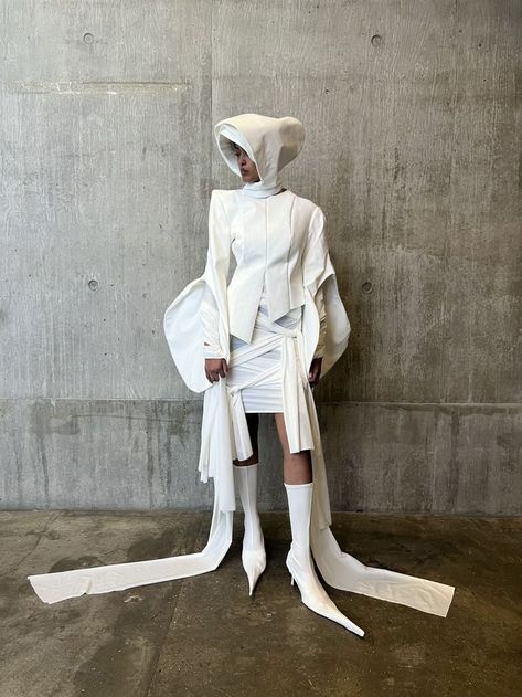 Unique Hijab, Futurism Fashion, Speculative Design, Deconstructivism, Character Clothing, Conceptual Fashion, Minimal Classic, African Inspired Fashion, Central Saint Martins