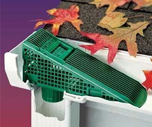 JUst ordered these for my house cant wait to get them it could save me thousands of dollars Gutter Screens, Diy Gutters, Diy Leaf, Diy Leaves, Gutter Guard, Yard Tools, Rain Barrel, Cleaning Gutters, Home Repairs