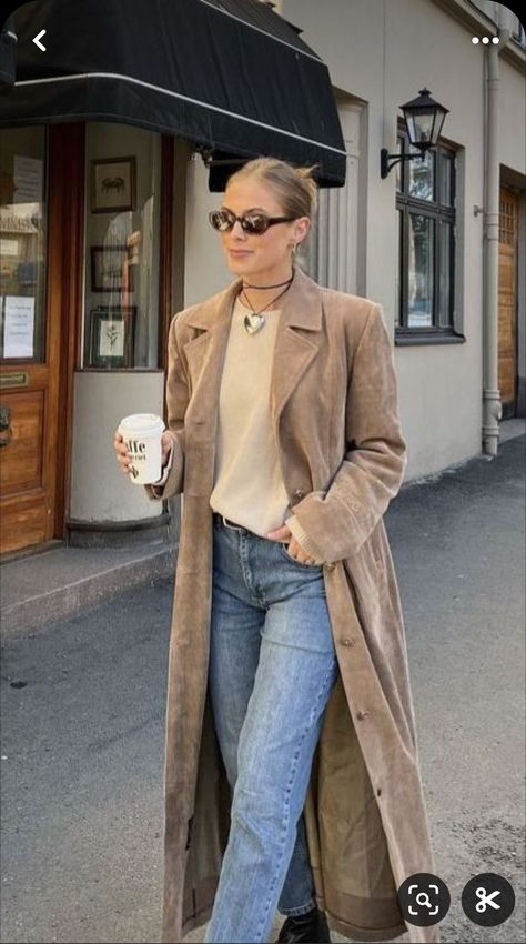 Traje Cowgirl, Suede Jacket Outfit, Into Fashion, The Collective, Cowgirl Outfits, Delicious Meals, Autumn Outfit, Outfit Inspo Fall, 가을 패션