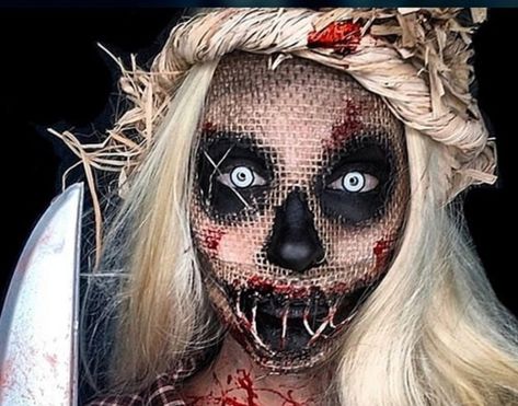 Scary Halloween Makeup Looks, Diy Scarecrow Costume, Scarecrow Halloween Makeup, Scary Halloween Makeup, Halloween Costumes Scarecrow, Scary Scarecrow, Scarecrow Makeup, Strašidelný Halloween, Scarecrow Costume