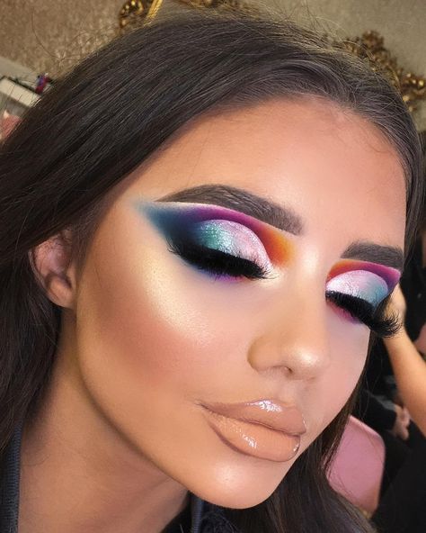 Full Color Makeup, Catwalk Makeup, Color Makeup, Colorful Eye Makeup, Makeup Eye Looks, Creative Eye Makeup, Eyes Open, Makeup Obsession, For Eyes