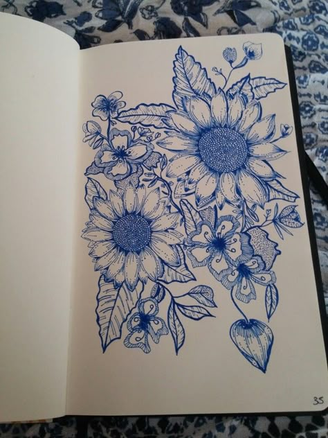 Floral illustration, sketchbook, doodles, pen drawing, flowers Sketch Book Ideas Pencil, Doodles Pen, Pen Flowers, Dreamcatcher Drawing, Sketch Book Ideas, Sketchbook Doodles, Flowers Sketch, Random Sketches, Moleskine Art