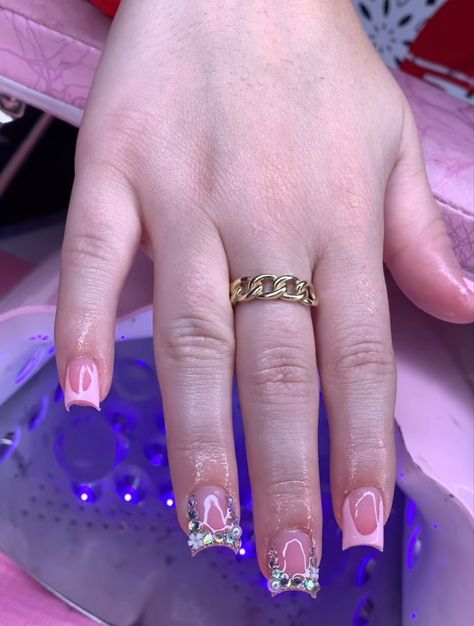 By @badienails.blingz Boujee Nails Short, Bad And Boujee Nails Short, Short Baddie Nails, Shirt Nails, Bad And Boujee Nails, Boujee Nails, Short Acrylics, Baddie Nails, Claw Nails