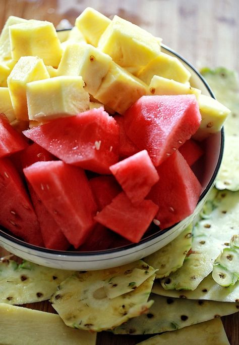 Watermelon And Pineapple Juice, Watermelon Pineapple Juice, Pineapple Juice Benefits, Watermelon And Pineapple, Pineapple Juice Recipes, Pineapple Watermelon, Homemade Kombucha, Pineapple Drinks, Lemon Detox