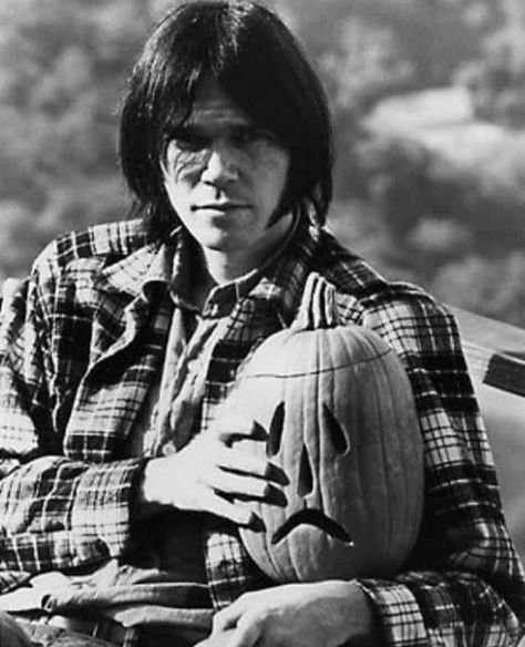 Neil Young, A Pumpkin, Black And White, White, Black