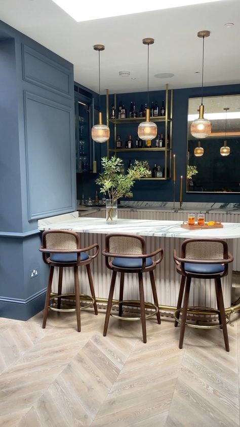 Blakes London on Instagram: “On-site shooting the stunning home bar and basement chill out space at our Sudbrooke project. Keen followers may recognise this as the…” Contemporary Shaker Kitchen, Kitchen London, Blakes London, White Shaker Kitchen, Joinery Design, Marble Bar, Living Etc, House Bar, Shaker Kitchen