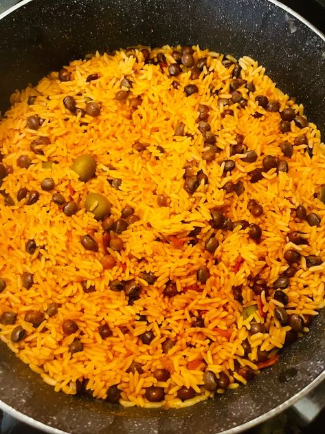 Bahamian Style Peas and Rice - HubPages Peas And Rice Bahamian, Pigeon Peas And Rice Caribbean, Peas And Rice Caribbean, Bahamian Peas And Rice Recipe, Caribbean Rice And Peas Recipe, Bahamian Recipes, Haitian Dishes, Rice And Peas Jamaican, Rice And Peas Recipe