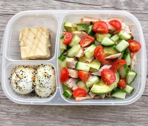 Resep Diet, Makanan Diet, Box Lunch, Lunch Meal Prep, Bento Box Lunch, Carb Diet, Lunch Snacks, Keto Recipes Easy, Healthy Meal Prep