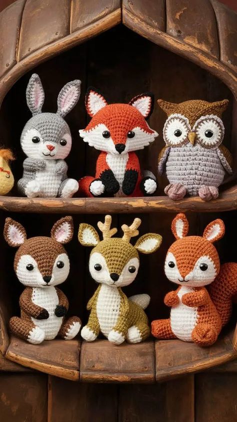 7 Tiny Crochet Animals You Can Make in Under an Hour - Fabricerie Woodland Craft Ideas, Forest Animal Crochet Patterns, Woodland Animal Crochet Patterns, Crochet Patterns For Stuffed Animals, Crochet Critters Free Patterns, Woodland Crochet Patterns, Crochet Woodland Animals Free Pattern, Woodland Creatures Crochet, Crochet Ideas Animals