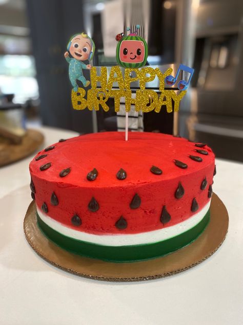 Cocomelon watermelon cake Cocomelon Watermelon Cake, Cocomelon Cake Diy, Diy Cocomelon Cake, Cocomelon Watermelon, Cocomelon Cake, Melon Cake, Cocomelon Birthday, Watermelon Cake, Diy Cake